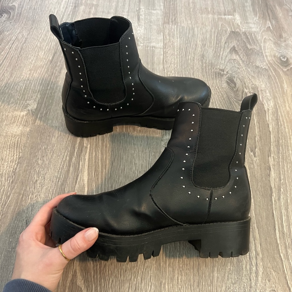 Steve Madden Studded Booties ✨